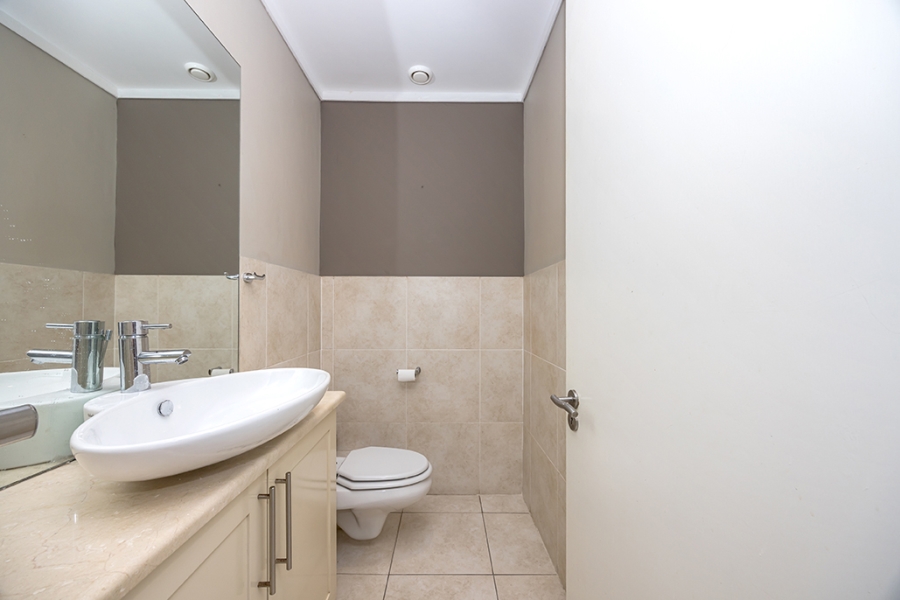 2 Bedroom Property for Sale in Big Bay Western Cape